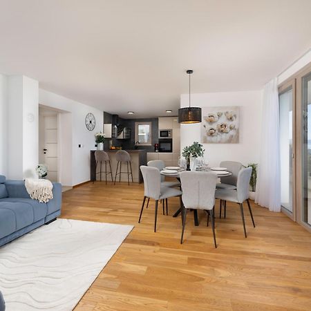 Villa Njivice Apartman Marina Extérieur photo