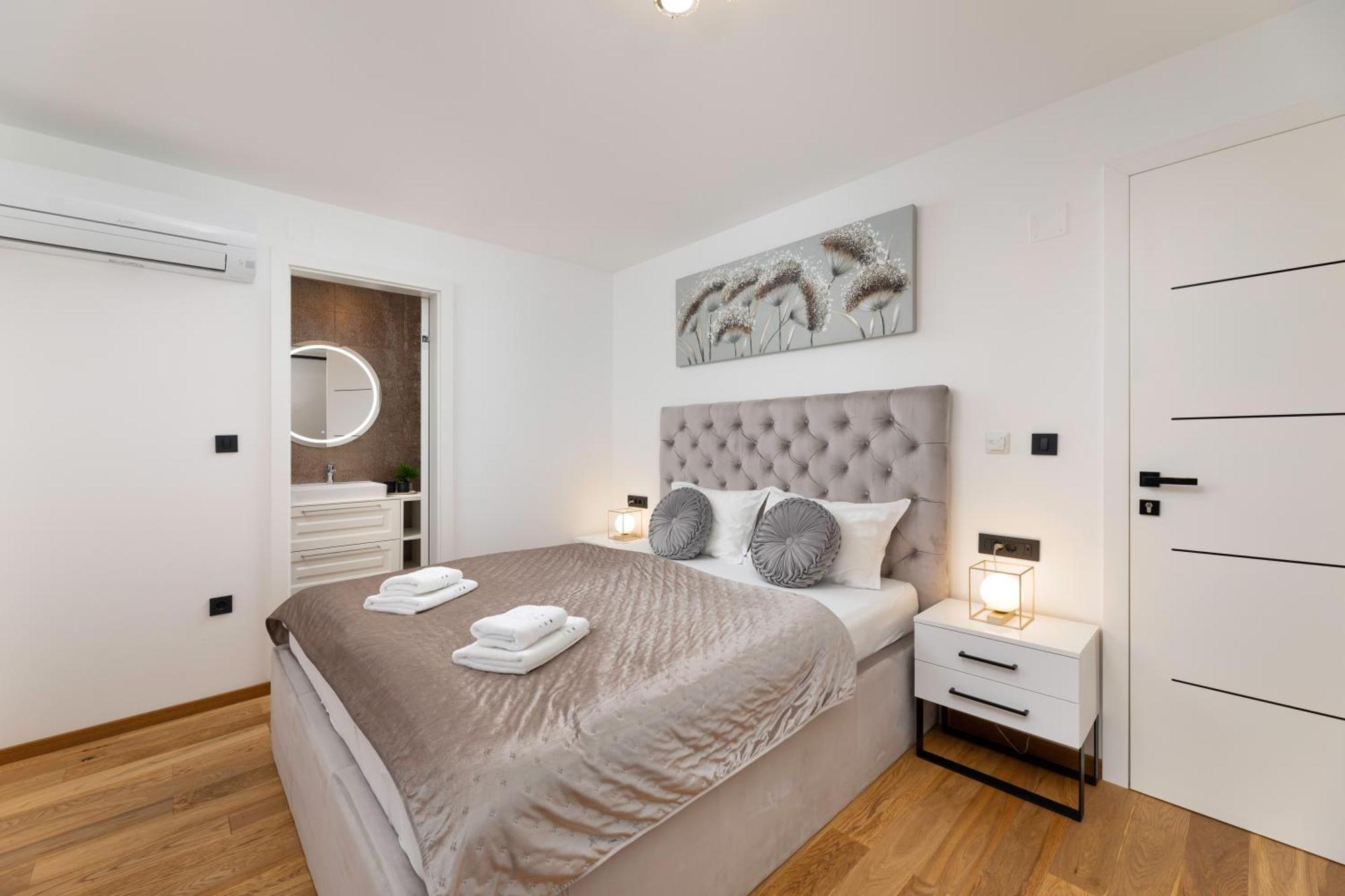 Villa Njivice Apartman Marina Extérieur photo